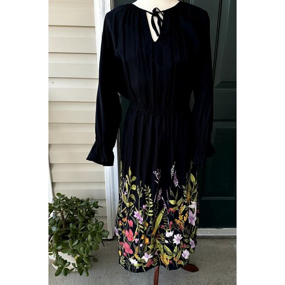 Dark Floral Sz 2X Dress Cottagecore Boho w/ Bell Sleeves and Tie Top Whimsigoth - Picture 1 of 9